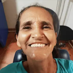 BitcoinSmiles recauda fondos y proporciona atención dental gratuita a Arcely que vive en una zona rural de El Salvador